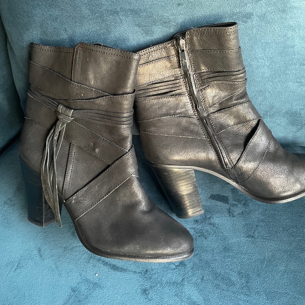Black boots